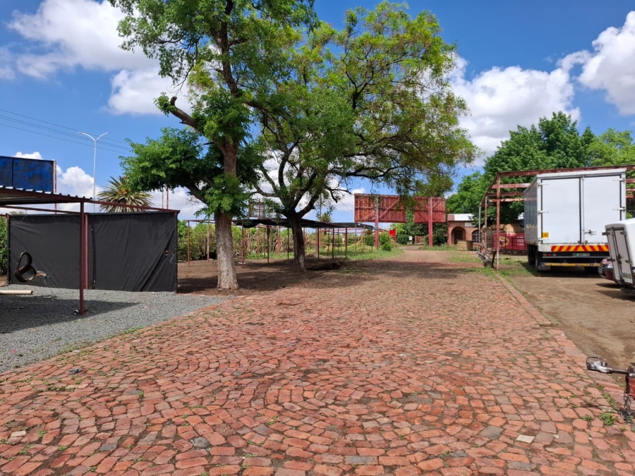 Commercial Property for Sale in Bayswater Free State